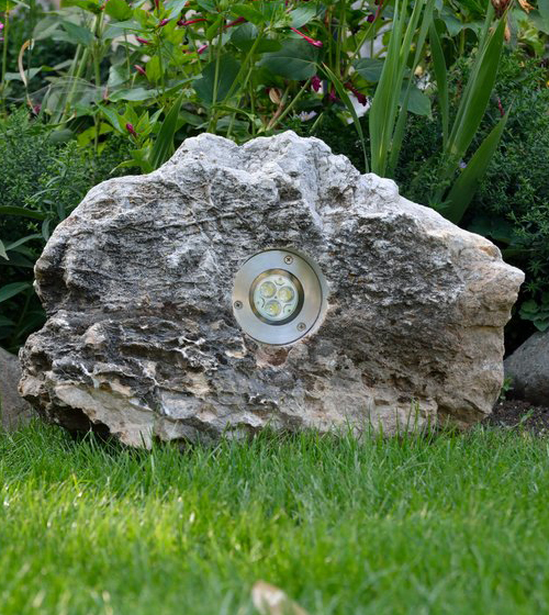 Natural stone for landscape lighting